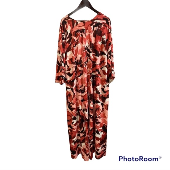 Catherine’s Plus Leaf Pattern Dress - Picture 2 of 6